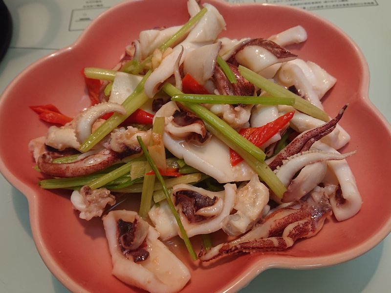 芹菜炒透抽