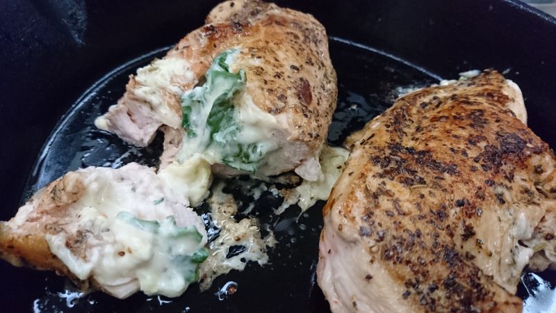 香烤起司菠菜填充雞胸肉(低碳生酮)