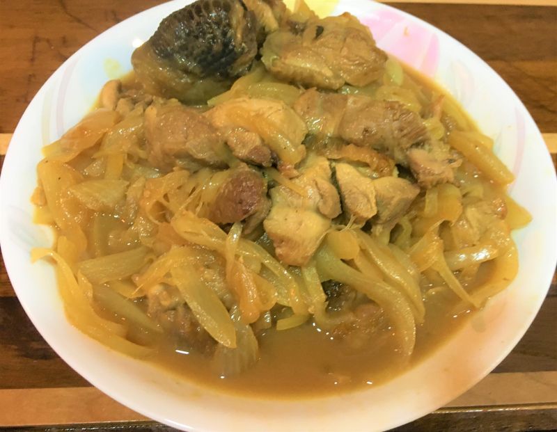 洋蔥炒雞腿肉
