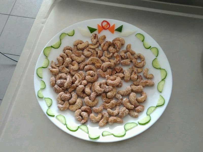 掛霜腰果