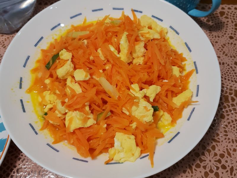 胡蘿蔔炒蛋