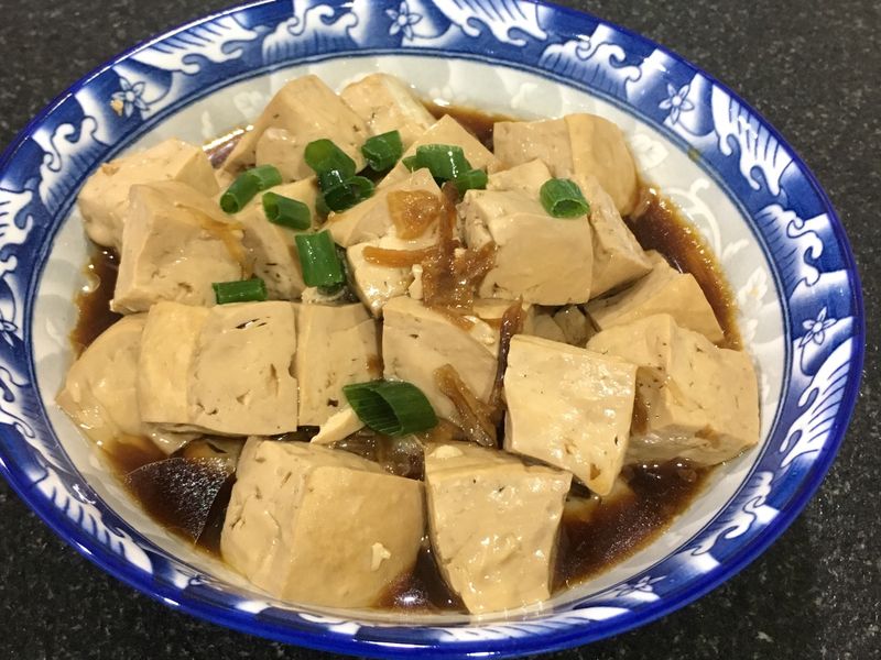 滷豆腐