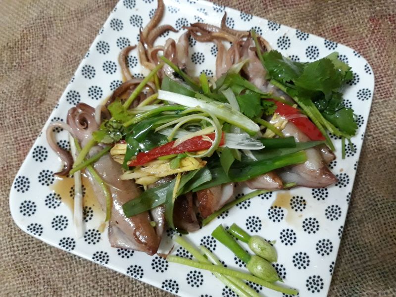年節上大菜-油嗆蔥小卷