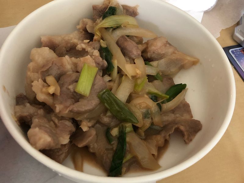 蔥爆豬肉