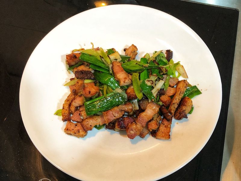 蒜炒鹹豬肉