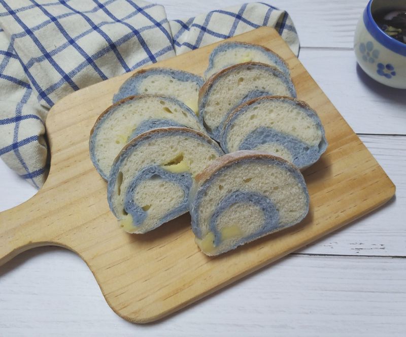 蝶豆花粒粒起士軟包