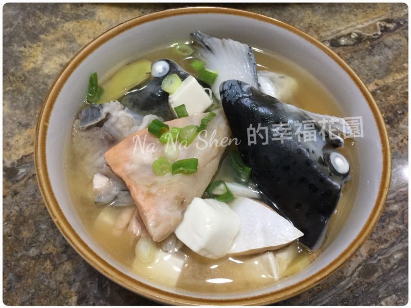 鮭魚味噌湯