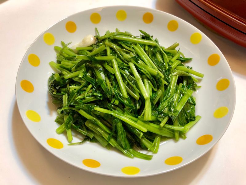蒜炒空心菜