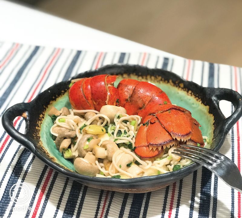 龍蝦炒麵