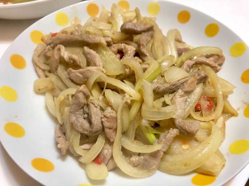 洋蔥炒豬肉