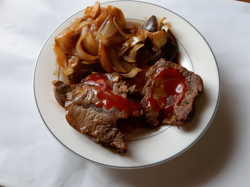 煎牛排