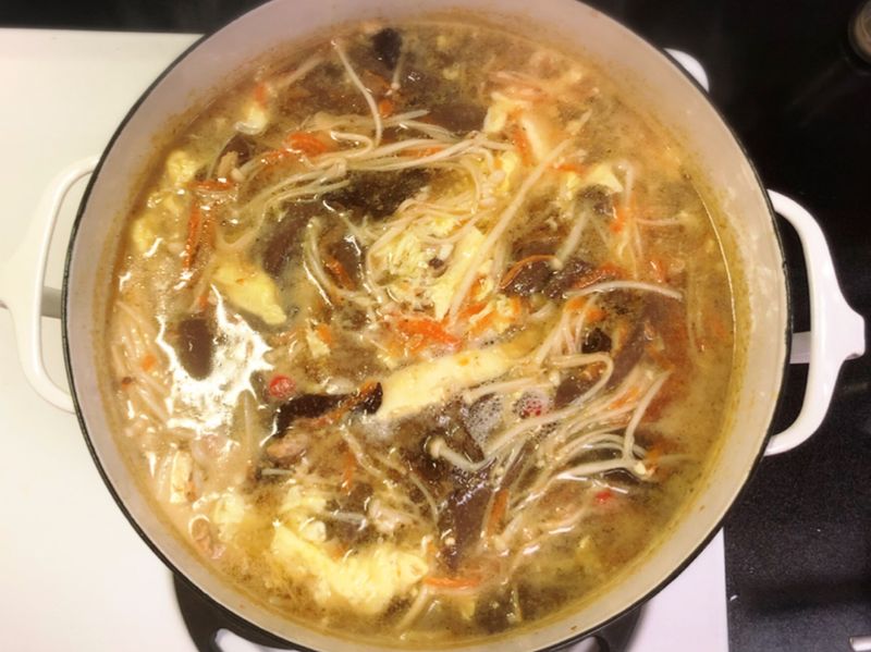 台式酸辣湯