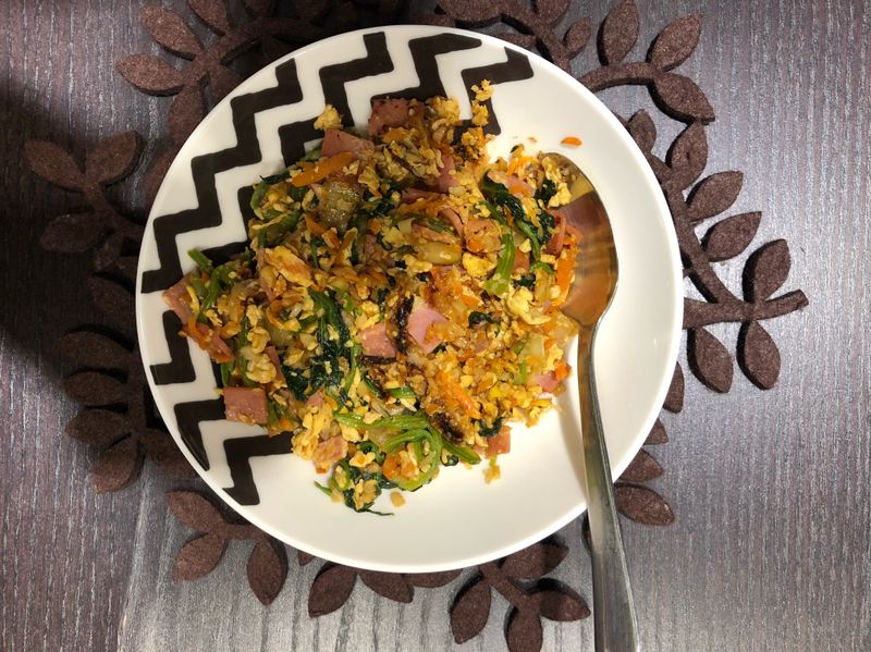 花椰火腿波菜炒飯 (生酮低碳)