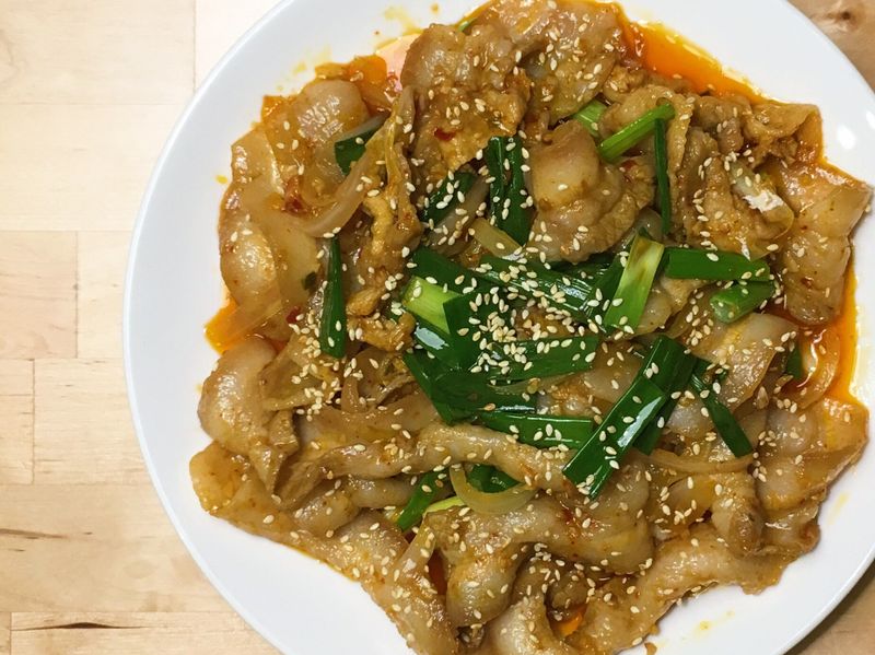 蔥爆辣炒肉片