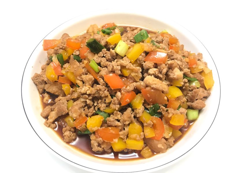 👩🏻🍳彩椒炒肉燥-好吃又好看