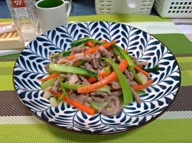 青江菜炒肉絲