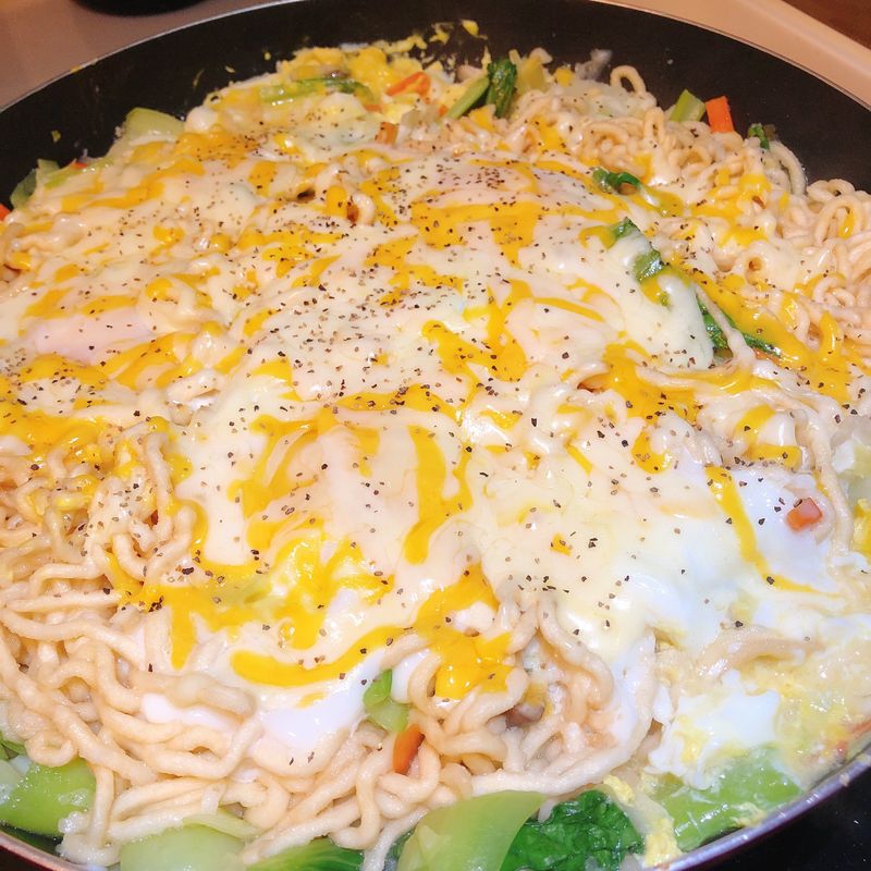 起司蛋炒鍋燒意麵(蛋奶素)