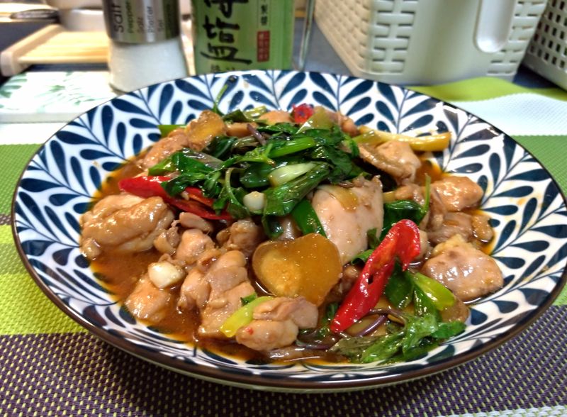 塔香三杯雞丁