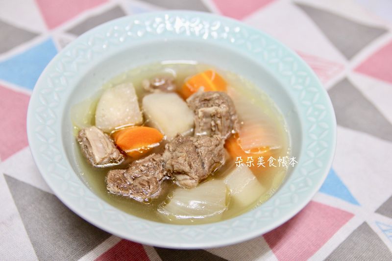 韓式牛肉蘿蔔湯