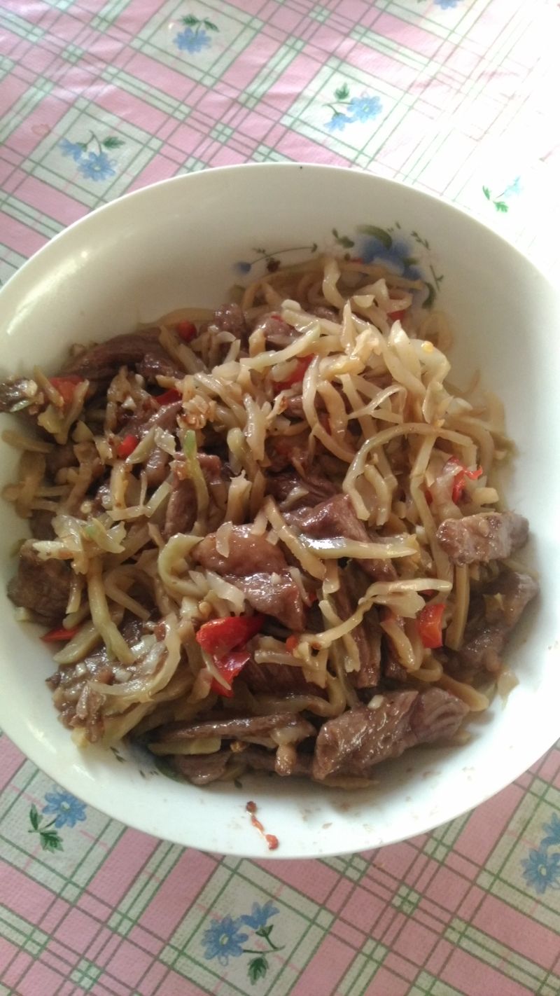 榨菜炒牛肉