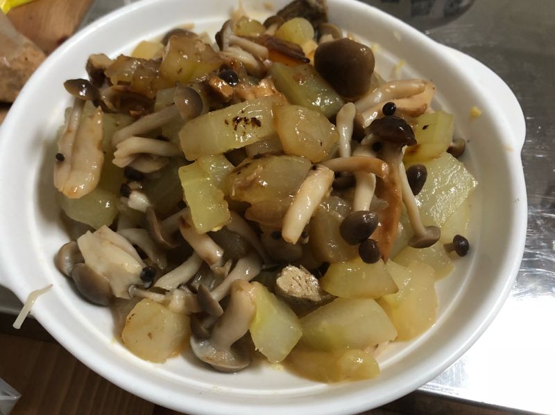 黃瓜🥒炒菇菇