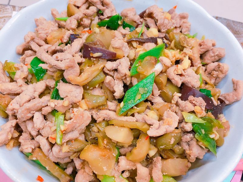 榨菜肉絲