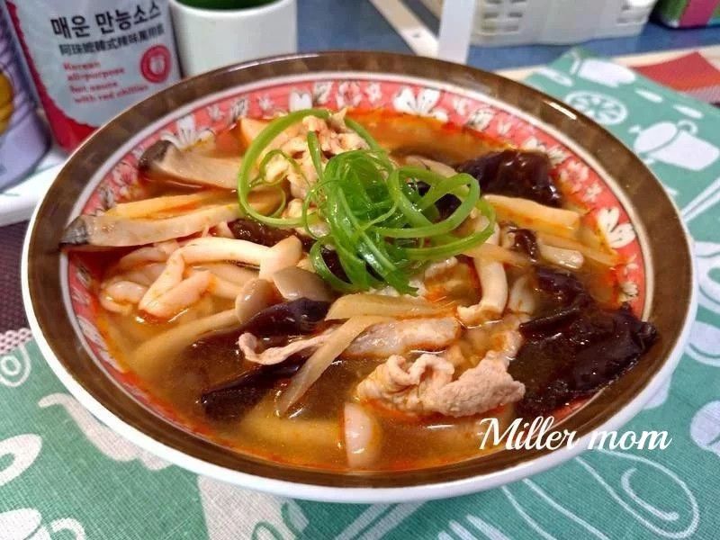 韓式辣拌珍菇豬肉鍋【好菇道營養料理】