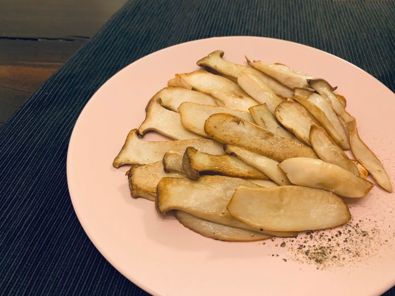 [10分鐘懶人妻食譜］奶油杏鮑菇