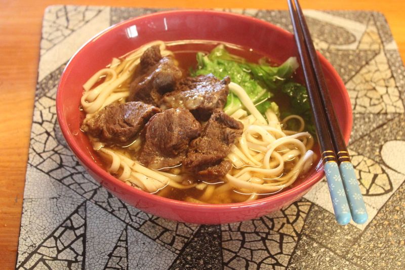 牛頰肉沙茶牛肉麵