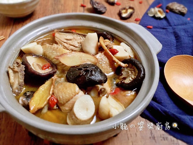 麻油菇菇雞湯