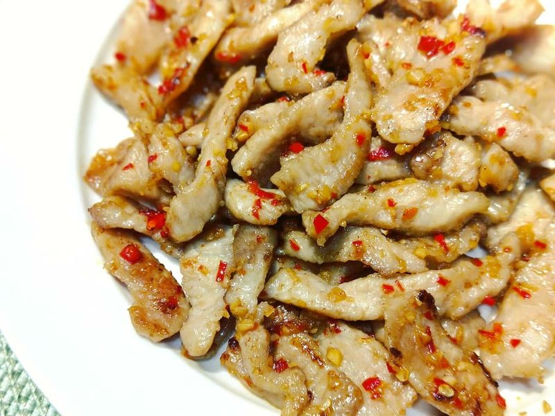 辣炒泰味松阪豬（便當菜）