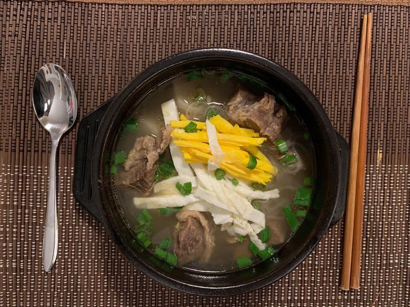 韓式牛骨湯 갈비탕
