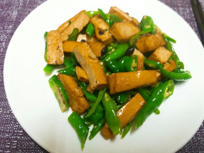 糯米椒炒豆乾