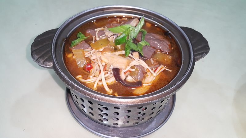 麻辣鴨血