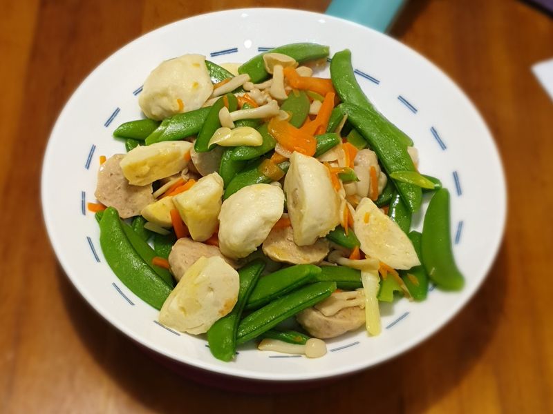 丸子炒甜豆