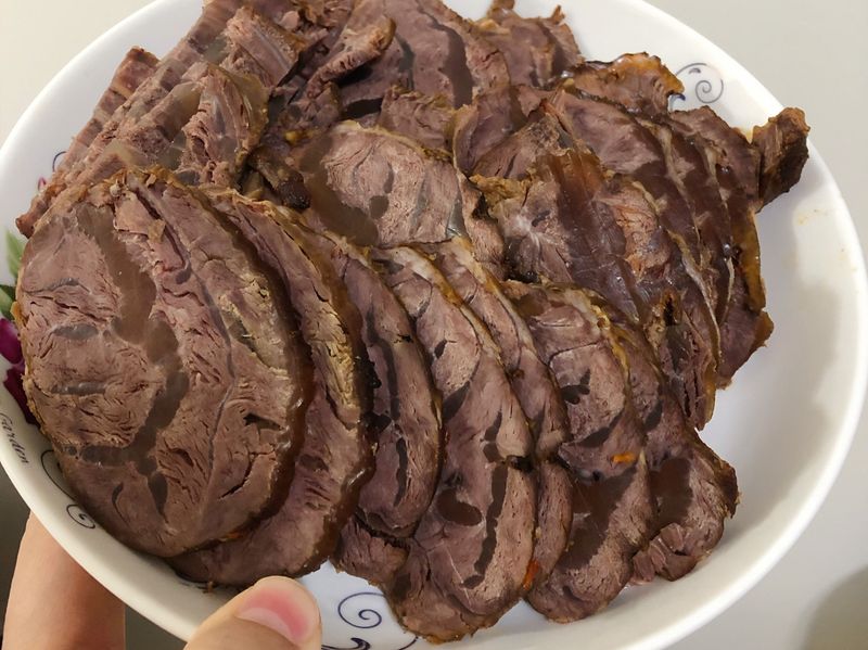 滷牛腱(不用料理包的做法)