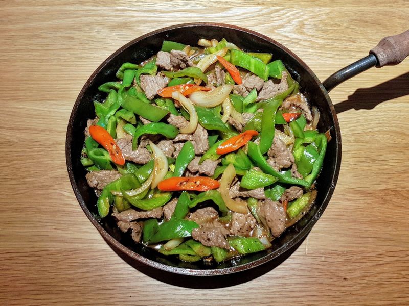 鐵板青椒牛肉