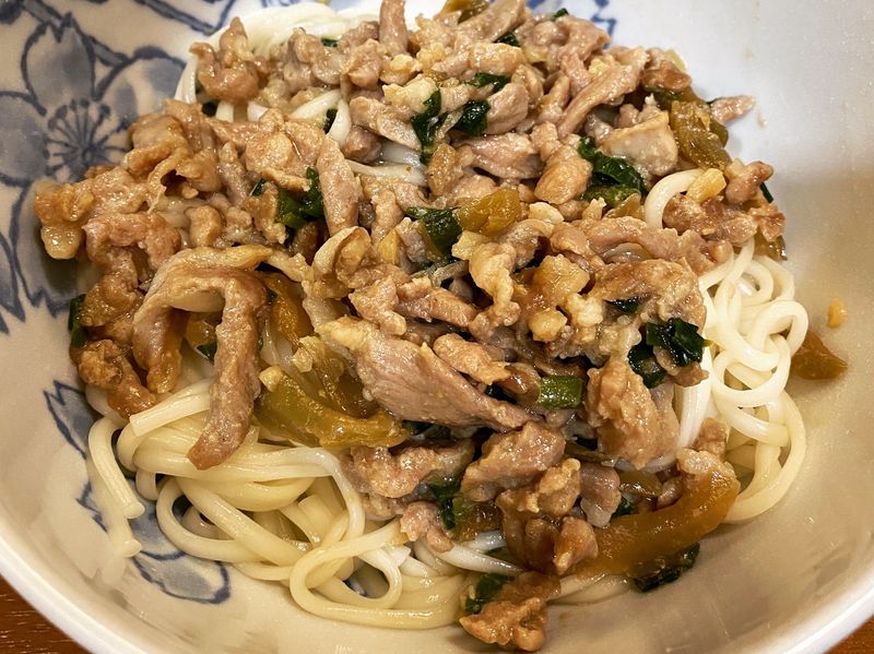 榨菜肉絲