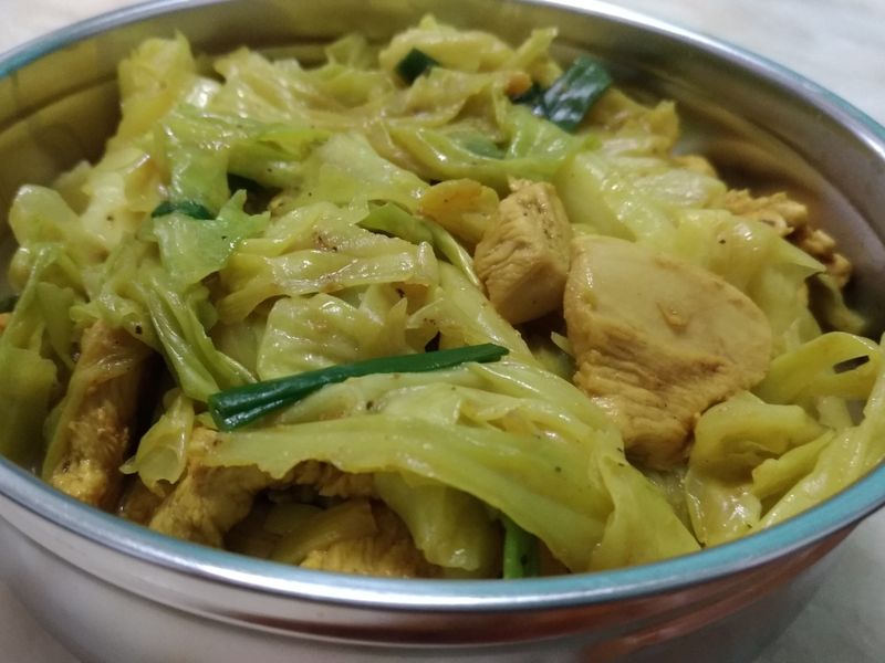 薑黃咖哩高麗菜炒雞胸