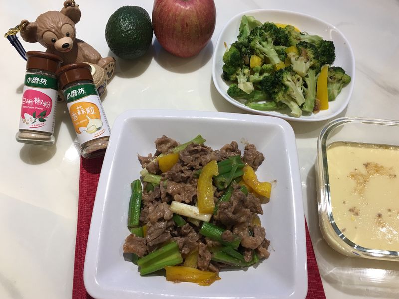 蒜味蔥醬牛肉
