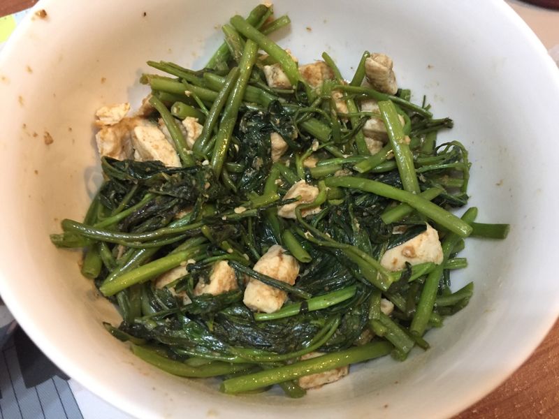 雞丁炒空心菜（沙茶口味）