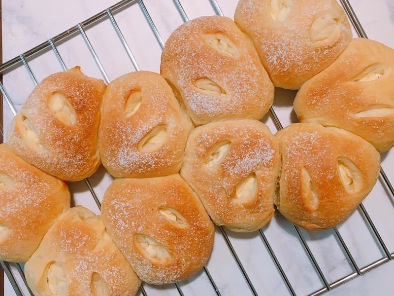 皇冠煉乳麵包