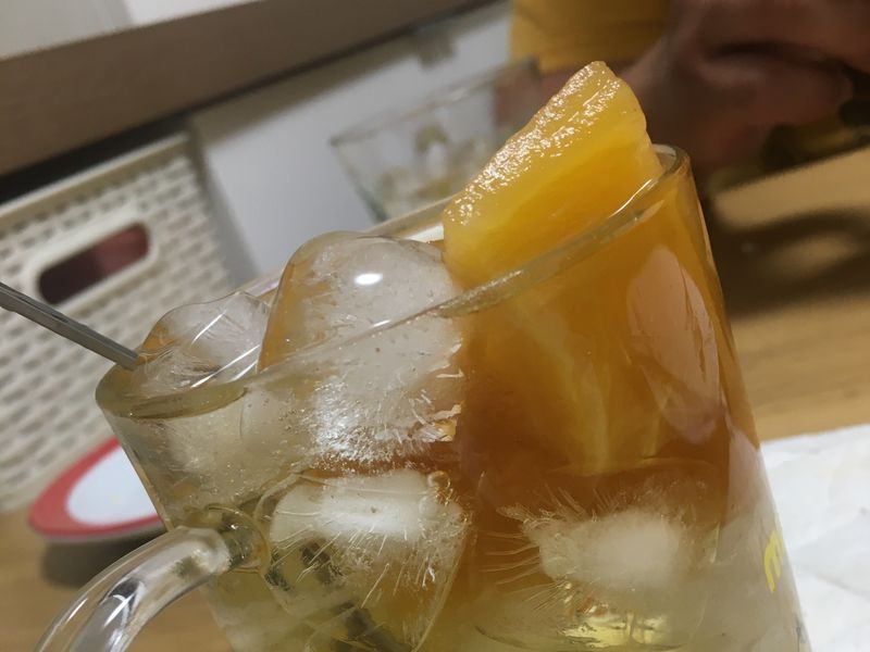 大塊鳳梨冰茶