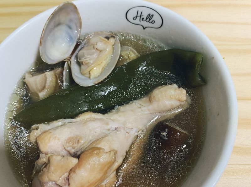 生吞活剝皮辣椒雞