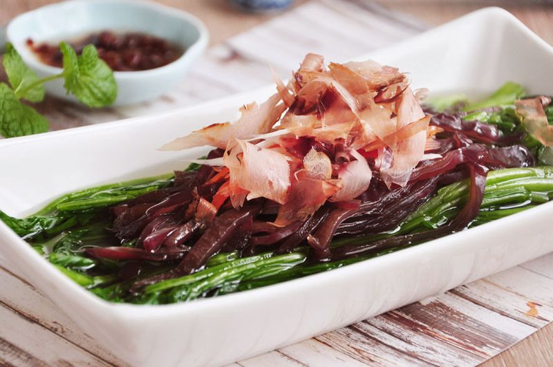 涼拌菠菜耳絲