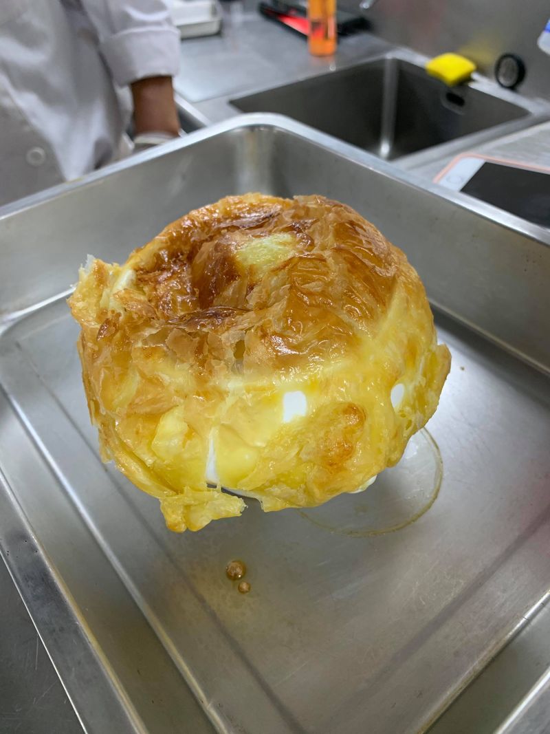 酥皮海鮮濃湯