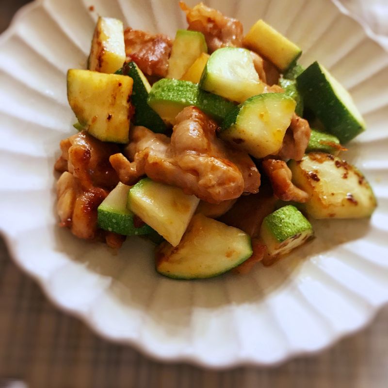 櫛瓜雞丁 (露營OK)