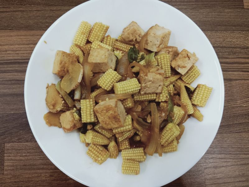 醬炒豆腐玉米筍
