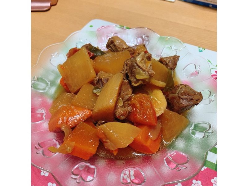 滷牛腩