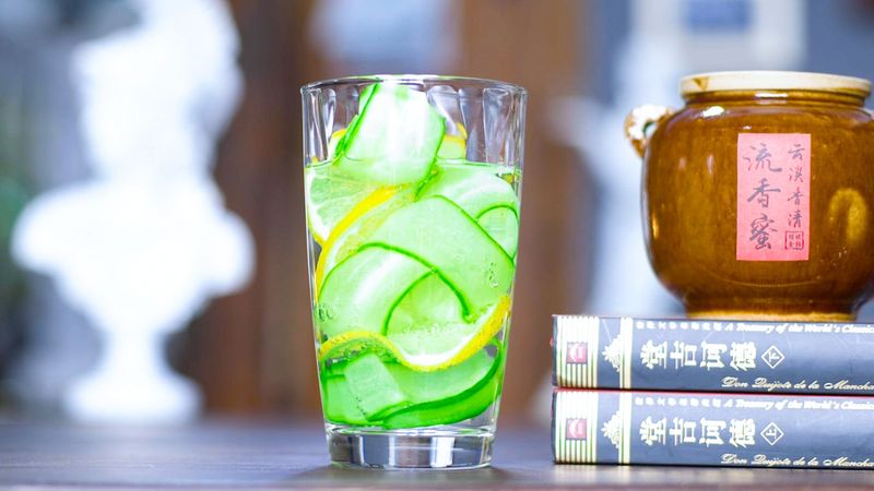 黃瓜檸檬氣泡水(美白消水腫,蘇打水飲品)